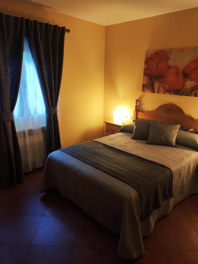 Apartamentos El Bosquexu Intriago Екстериор снимка